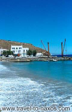 MOUTSOUNA BEACH - The clean waters characterize the Moutsouna beach.