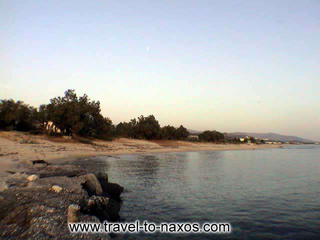 KASTRAKI BEACH - The left part of the beach.