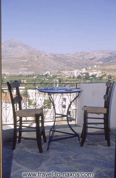 VENETIKO - NAXOS FILOXENIA IN  CHORA - GALINI