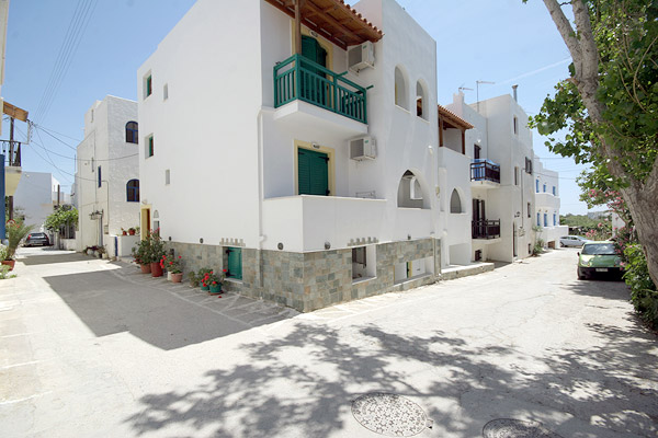 SIMOS STUDIOS IN  AGIOS GEORGIOS